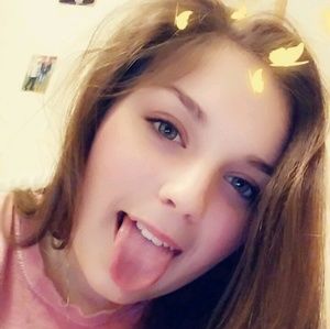 Meet your Posher, Annika